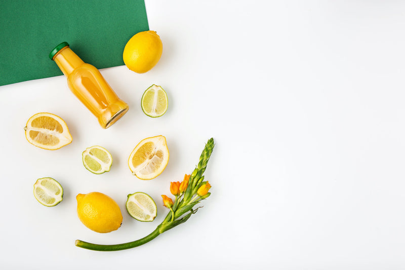 Illustration of 6 natural ways to cleanse your liver after the holidays, including drinking more water, eating leafy greens, reducing alcohol, taking milk thistle, exercising regularly, and avoiding processed foods.